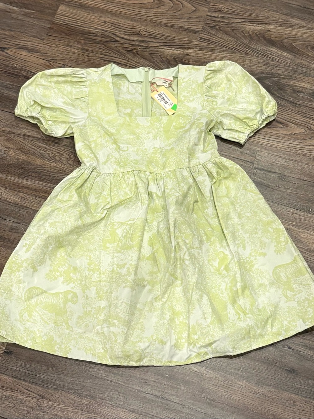 entro Pastel Lime Puff-Sleeve Square-Neck Mini Dress